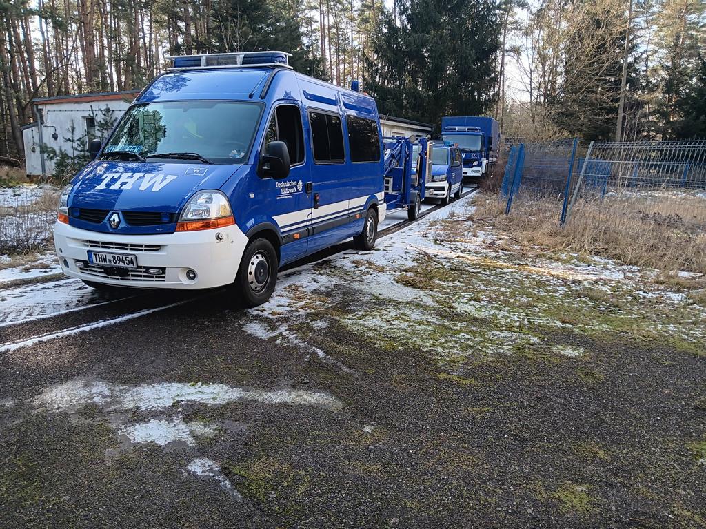 THW im Einsatz im Tierheim Verlorenwasser in Brandenburg